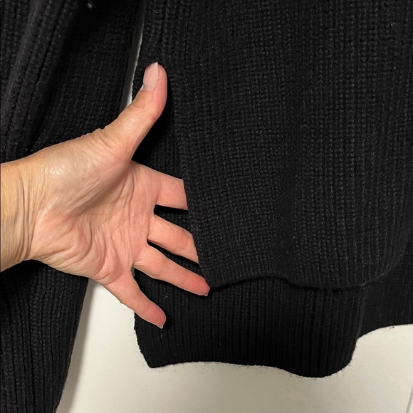 NWOT Michael Kors Wool Black Oversized Ribbed Sweater Side Slits, Size XS fits M - Picture 5 of 10